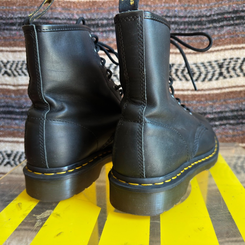 Dr. Martens 1460 Boots Womens 9 Black Leather 8-Eye Lace Up Combt - Picture 4 of 6